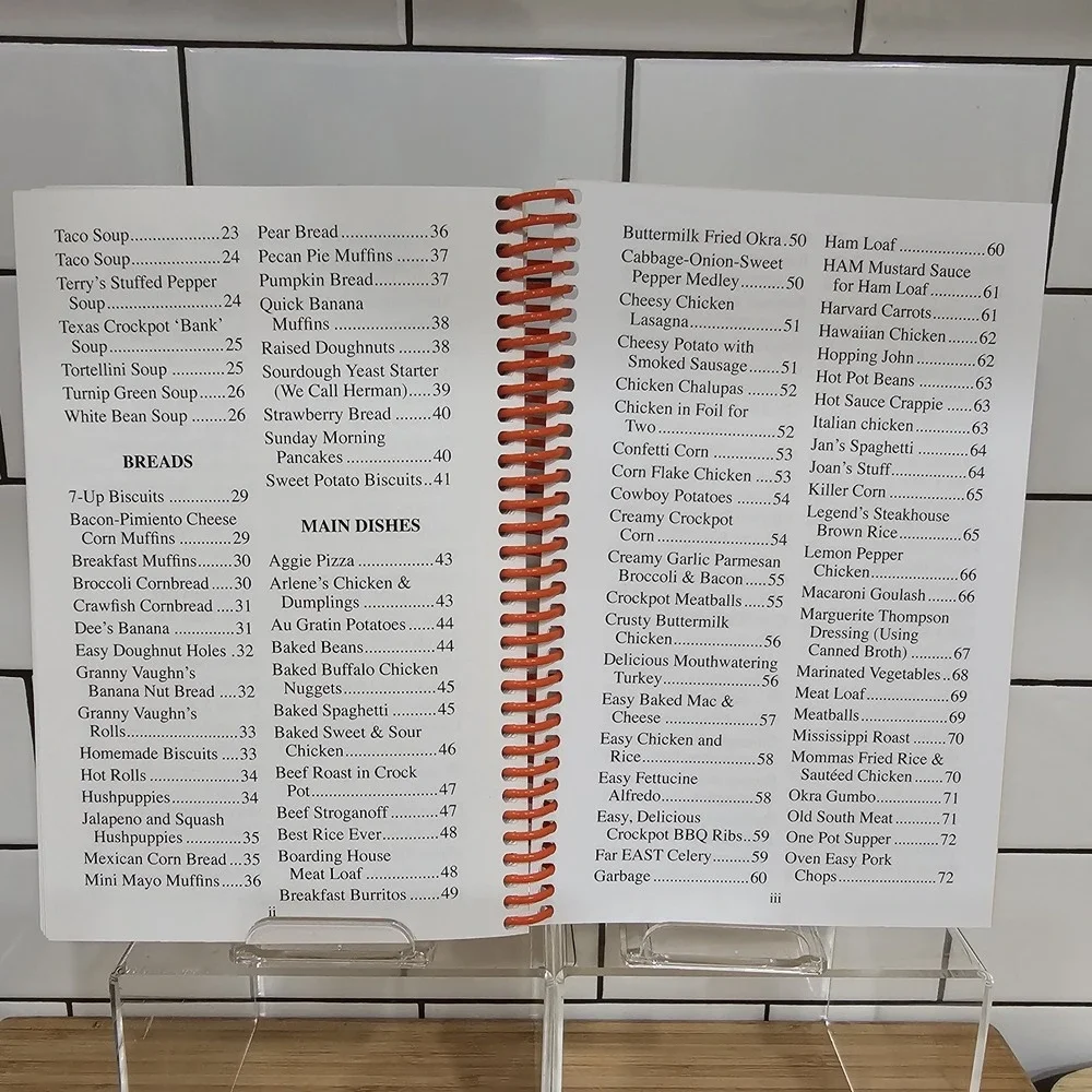 HOYTS Kitchen Favorite Recipes from Hoyt and Family Spiral Vols. 1,2,3 Cookbook